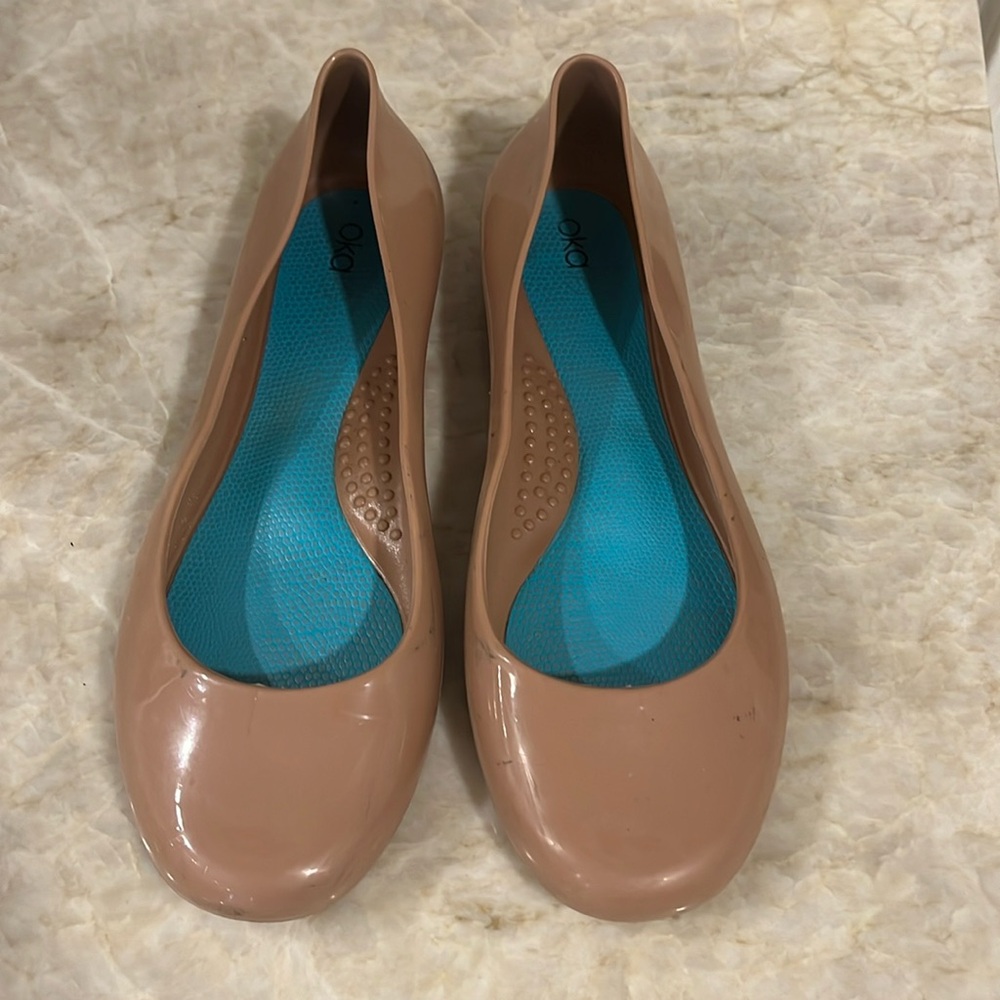 oka b ballet flats nude size 7